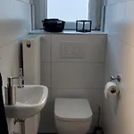 Helle Mit Garten Und Terrasse, Direkt Am Waldrand Gelegen Apartmán