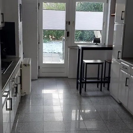 Helle Ferienwohnung Mit Garten Und Terrasse, Direkt Am Waldrand Gelegen Apartment Herzogenrath