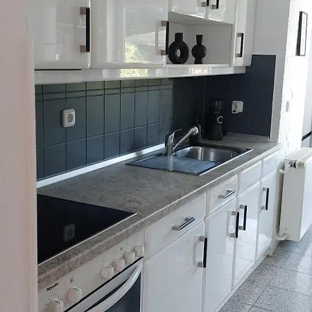 Apartment Helle Ferienwohnung Mit Garten Und Terrasse, Direkt Am Waldrand Gelegen *