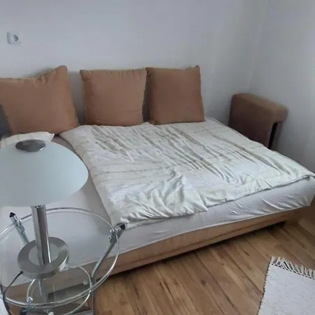 Apartment Helle Ferienwohnung Mit Garten Und Terrasse, Direkt Am Waldrand Gelegen