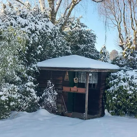 Helle Mit Garten Und Terrasse, Direkt Am Waldrand Gelegen Apartmán *