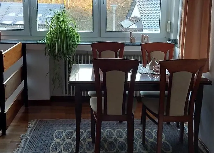 Helle Mit Garten Und Terrasse, Direkt Am Waldrand Gelegen Herzogenrath